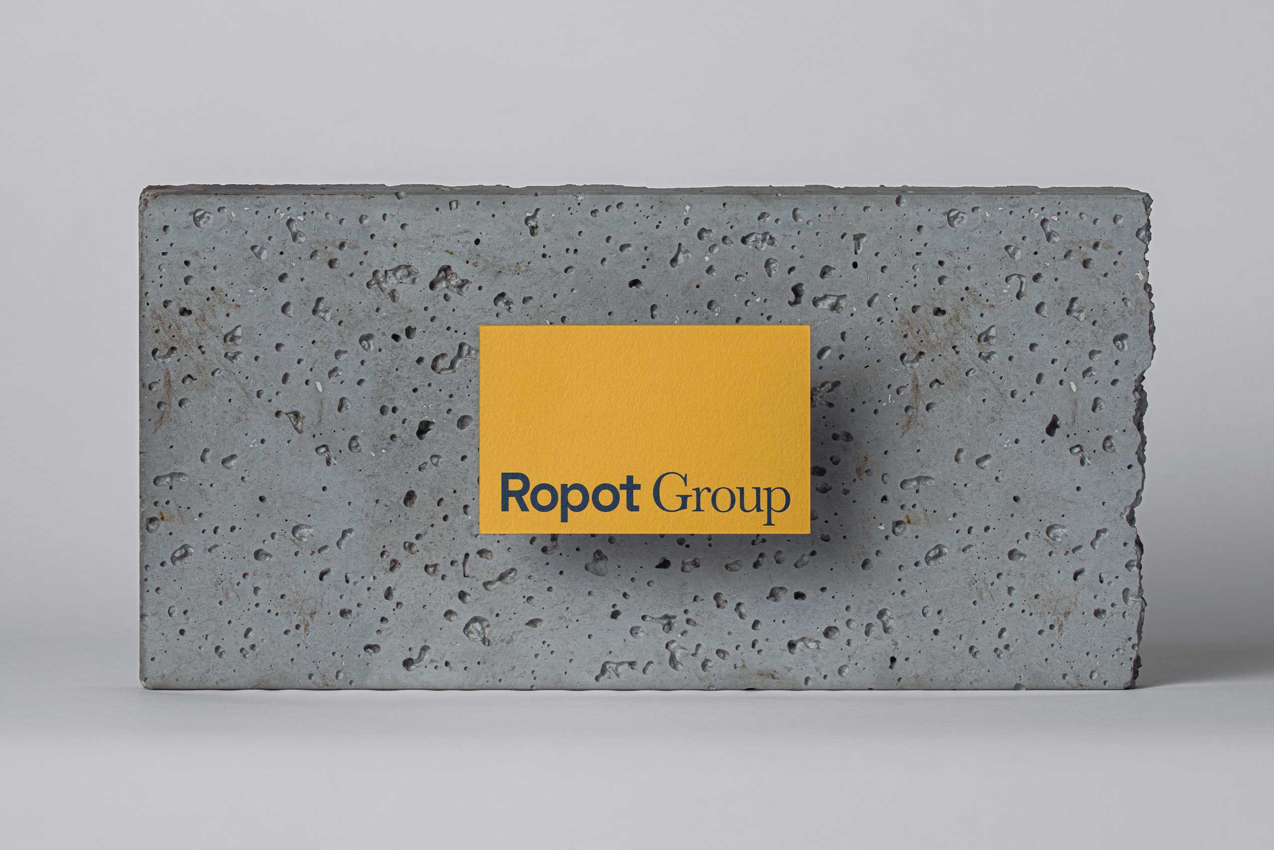 Studio-Hrastar-Ropot-Group-Business-Cards